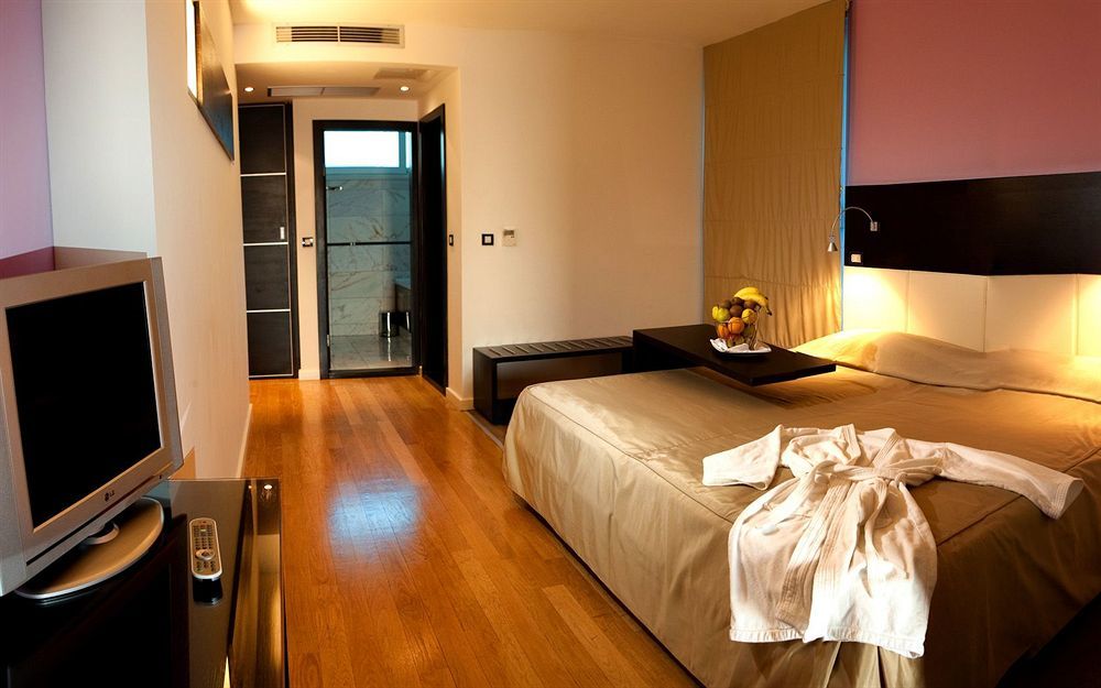 Beach Hotel Split Подстрана Экстерьер фото