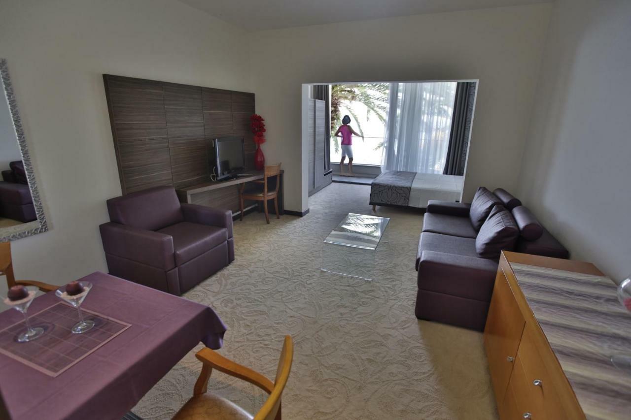 Beach Hotel Split Подстрана Экстерьер фото